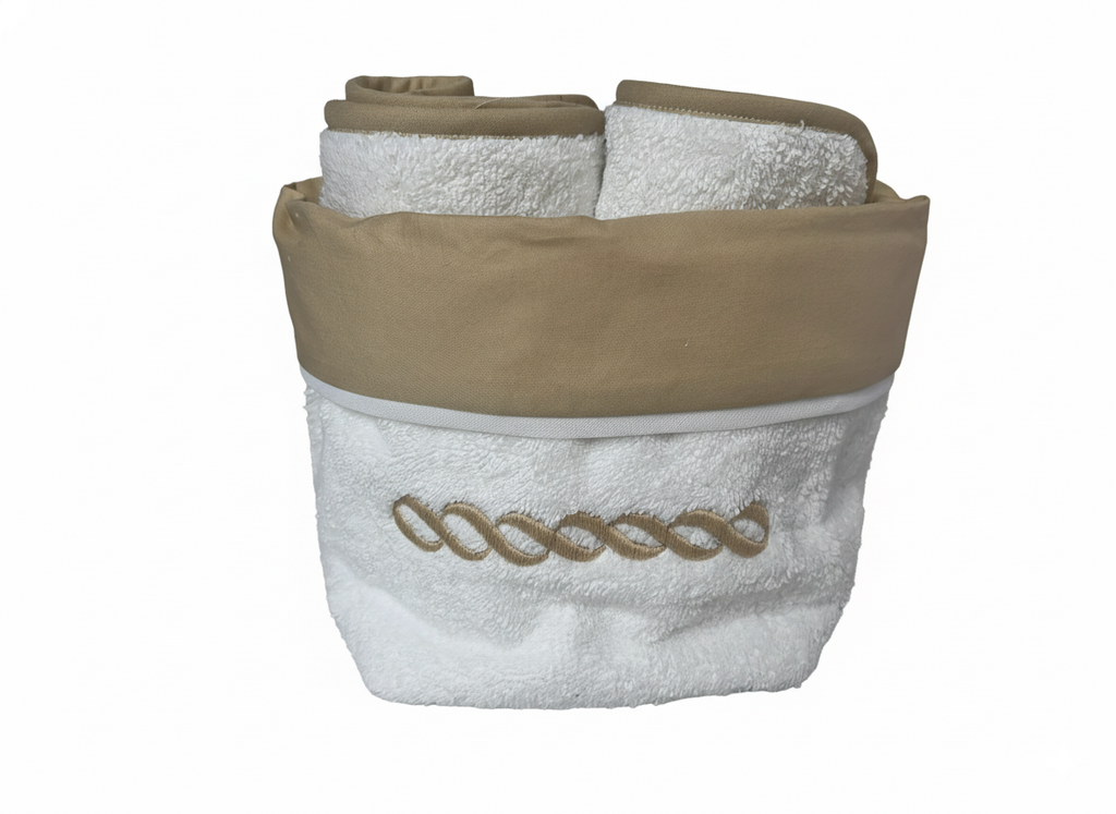 Cestino portalavette con ricamo beige, due lavette incluse