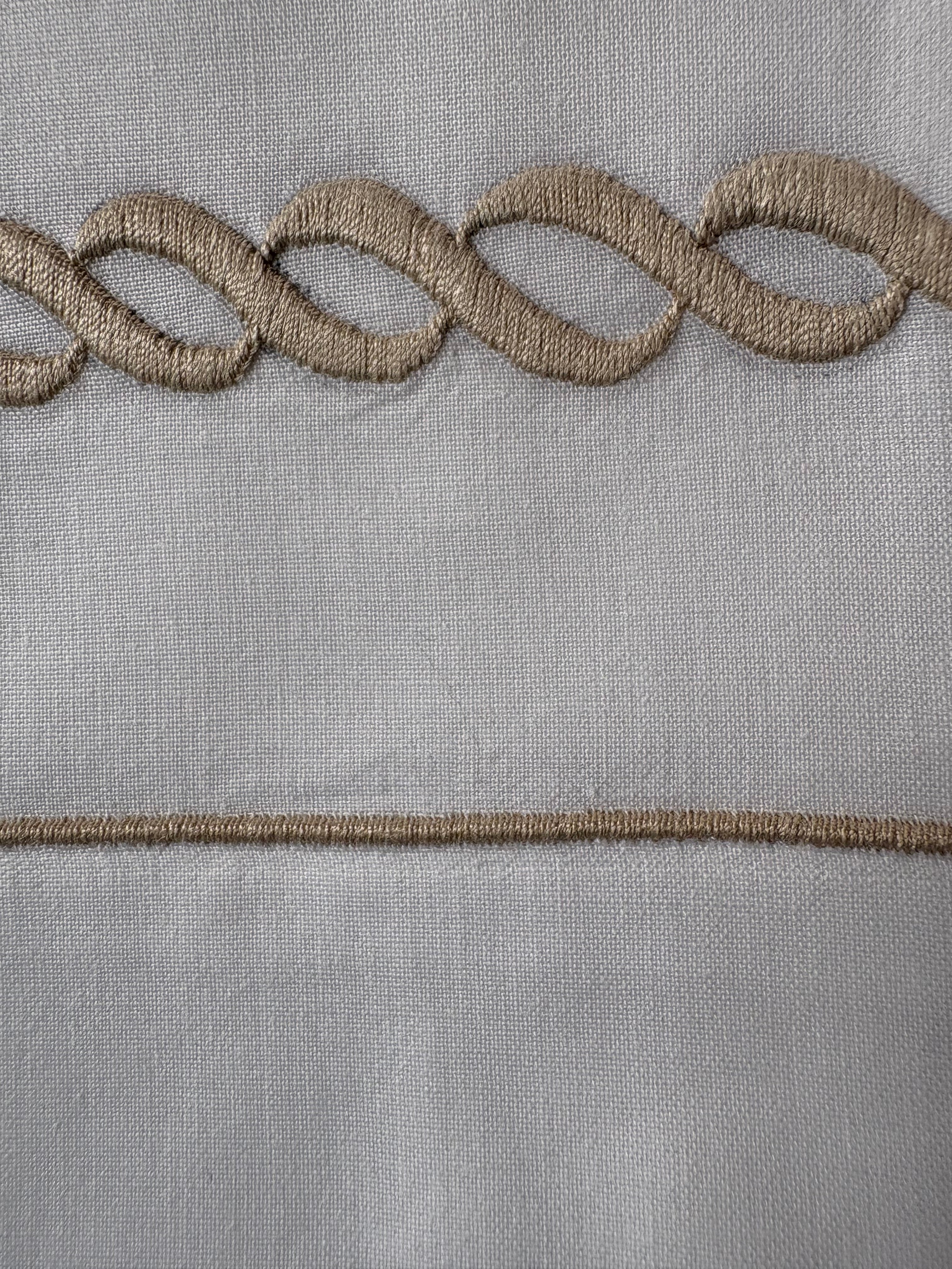 Lenzuola per carrozzina con ricamo in corda grezza